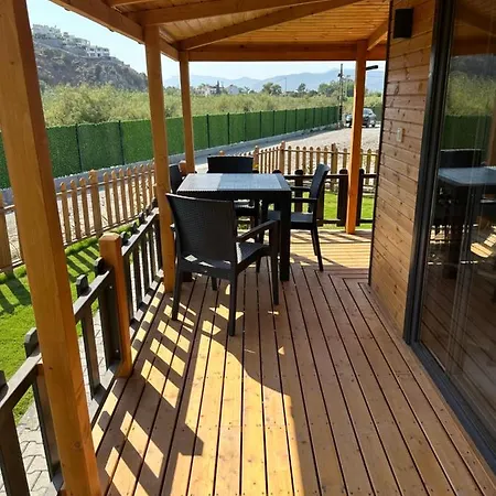 Uzun Suereli Kiralik House Kayacik 度假居 *